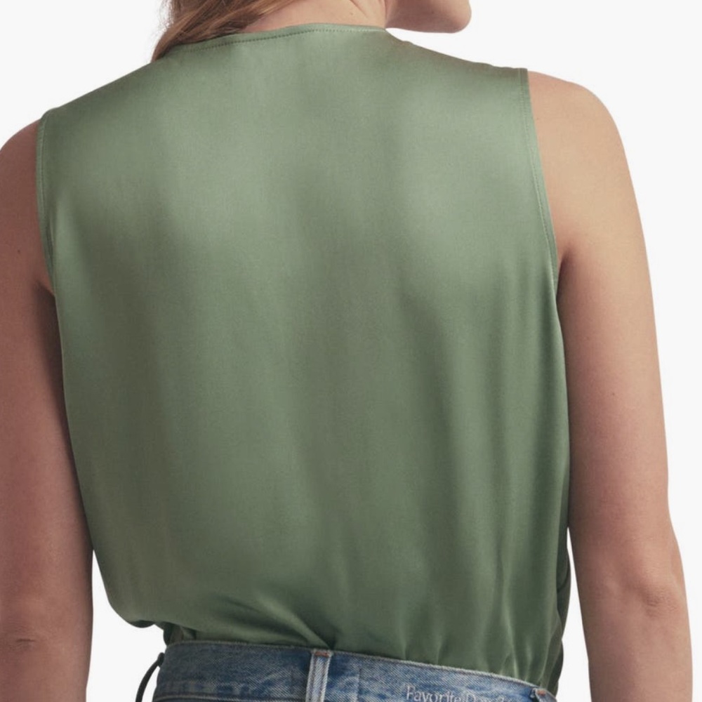 NEW Favorite Daughter The Date Sleeveless Blouse in Basil - Picture 2 of 6